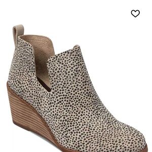 Women's Beige Cheetah Print Wedge Bootie
